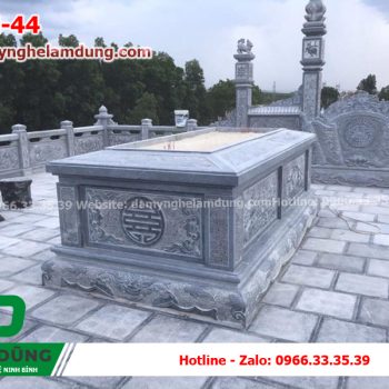 Mộ đá không mái XM-44