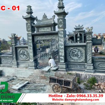 Cổng đá khu lăng mộ XCC-01