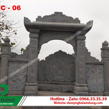 Cổng đá khu lăng mộ XCC-06