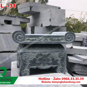 Mẫu bàn lễ đá đẹp XBL-31